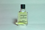 Photo © - miniature Monsieur de Givenchy prix = 2 €