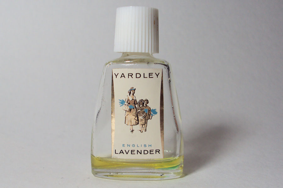 English Lavender Hauteur 6 cm vide de Yardley 