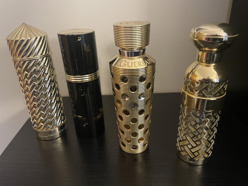 Accessoires Lot de 4 vaporisateur rechargeable
2 guerlain shalimar
2 van cleef first