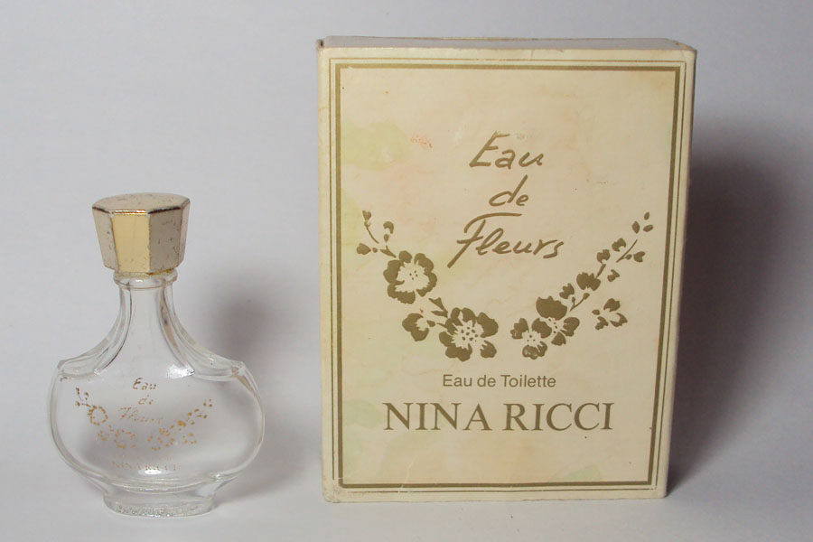 Miniature Eau de fleurs de Ricci Nina 
